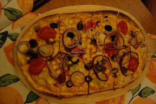 G30 Orient small (vegan) (with aubergine cream, artichokes, olives, sweetcorn, cherry tomatoes, and red onions) at Flammerie Alt-Saarbrücken in Saarbrucken