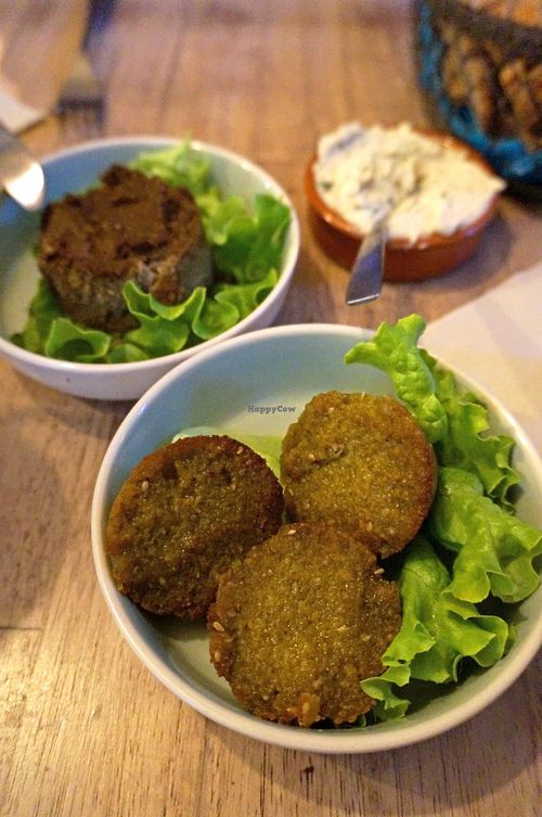 Vegan Tapas (falafel + terrine + cashew cheese) at ChaCha in Nantes