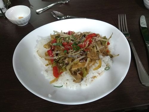 Stir fry veggies & white rice (12,90 euros...) at Annie's Kitchen in Lille