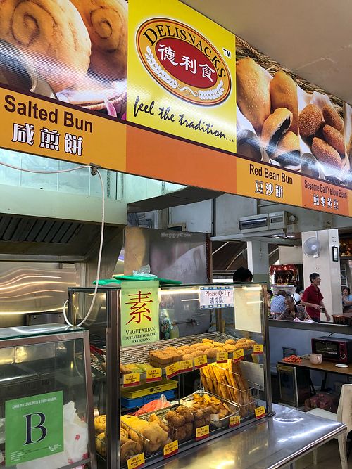 Stall front at Delisnacks 德利食 in West Singapore