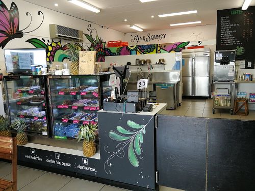Front counter at Charlie's Raw Squeeze in Morningside