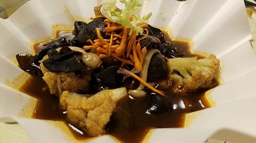 Stir fried vegetables at Ooak Kitchen in Culver City