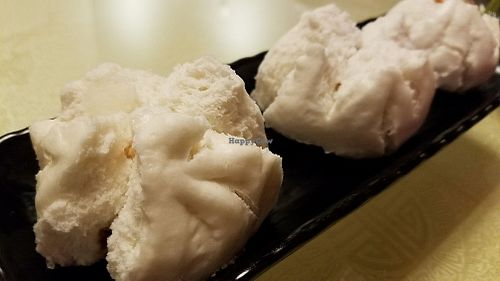 Steamed buns at Ooak Kitchen in Culver City