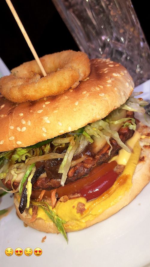 Tempeh Burger  at fuxx & bär in Berlin