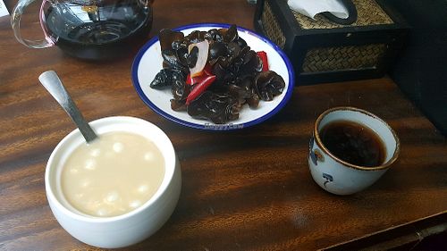 Peanut soup and mixed fongus at Fanye SuShi in Dali