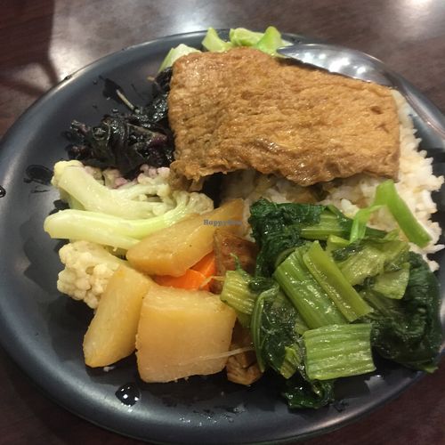 Germ Rice with Bean Curd Sheet, 5 Vegetables
 at Vegetarian Seeds 禾苗素食 in Taipei