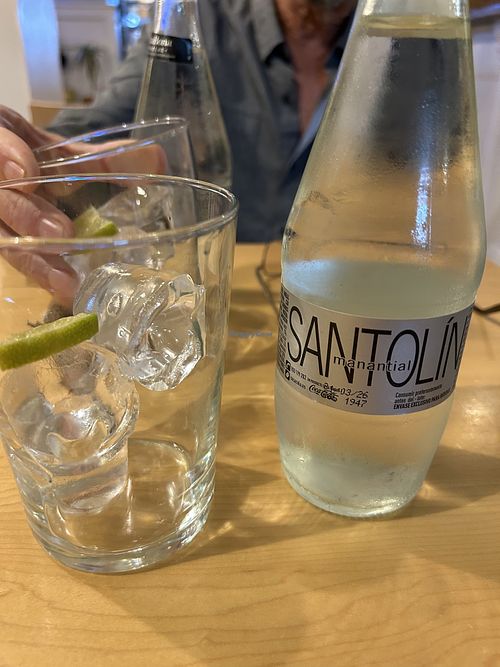 Aqua con gas   at Maiatza in San Sebastian