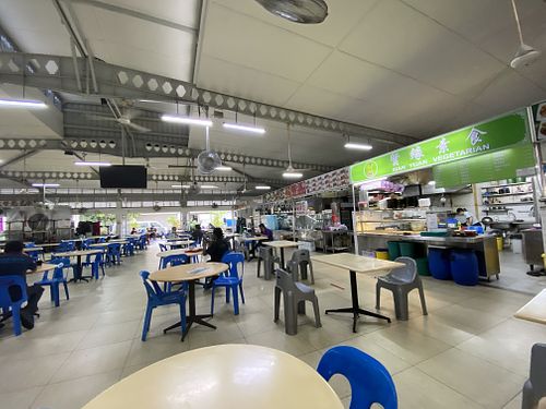 Canteen  at Xian Yuan 贤缘素食 in Northeast Singapore
