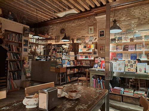 Interior at Sullaluna in Venice