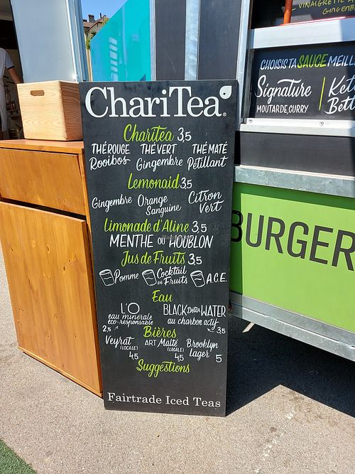 Drinks at Greenpoint Burgers in Annecy