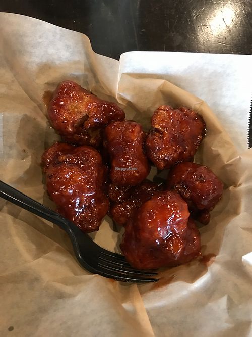 Vegan bbq cauliflower “wings” at Bakersfield Pizza Co in Bakersfield