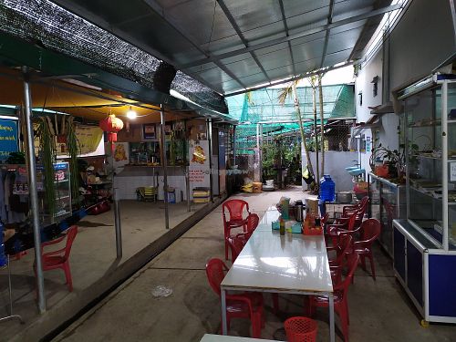 Seating at Vong in Madagui