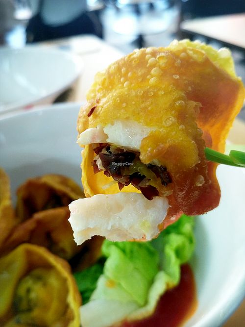 Wanton Filling at San Ho Gourmet 三和美食 in Central Singapore