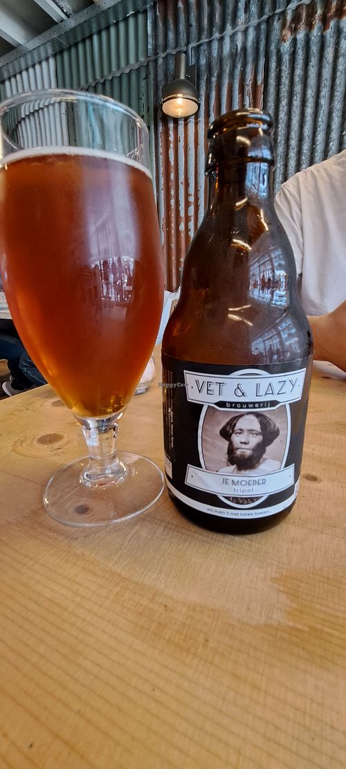 Vegan beer at BACKYARD in Rotterdam