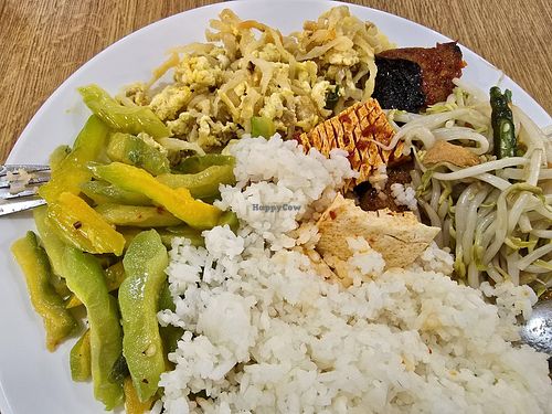 Choose what you like at Moon Vegetarian in Batam