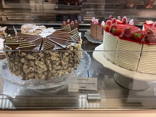 at least one vegan cake option at Kavarna Park in Vrhnika