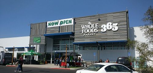 front entrance at 365 by Whole Foods Market in Long Beach