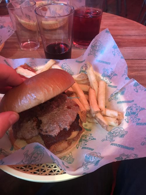 Mac and cheese burger at Beelzeburger in Brighton