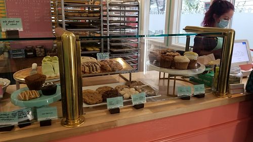 Display at Pattycake Bakery in Columbus