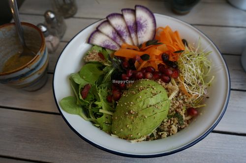 Rainbow Salad at Flows in Paris