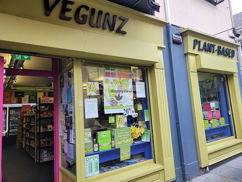 Exterior Vegan Store at Vegunz in Ennis