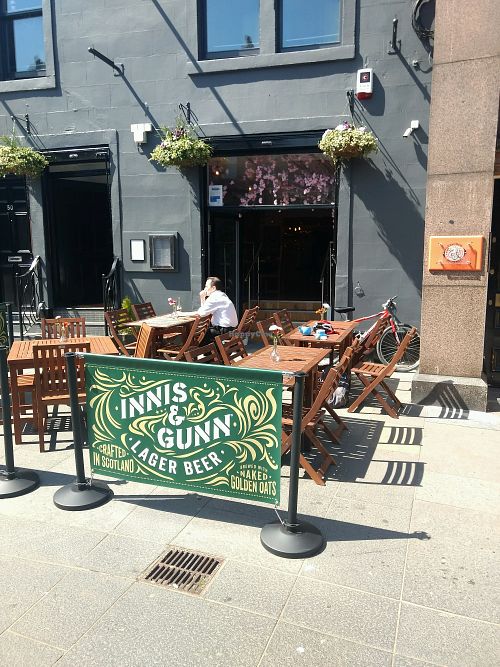 sunshine at Fox on the Shore in Edinburgh