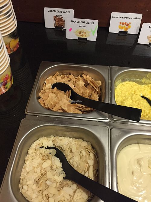 Toppings  at Icelend Maribox in Maribor