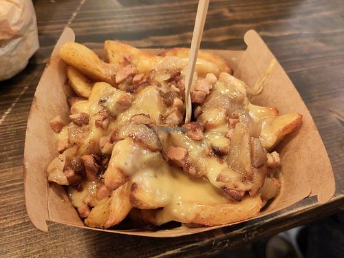 Hankiflette at Hank Cuisine Végétale - Rochechouart in Paris