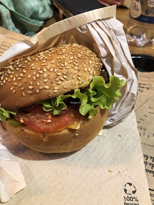 Burgers! at Hank Cuisine Végétale - Rochechouart in Paris