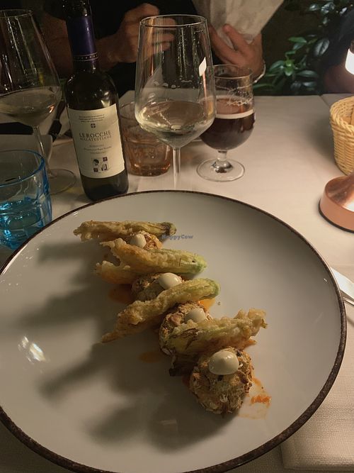 polpette di zucchine con fiori fritti   at La Corte in Ravenna