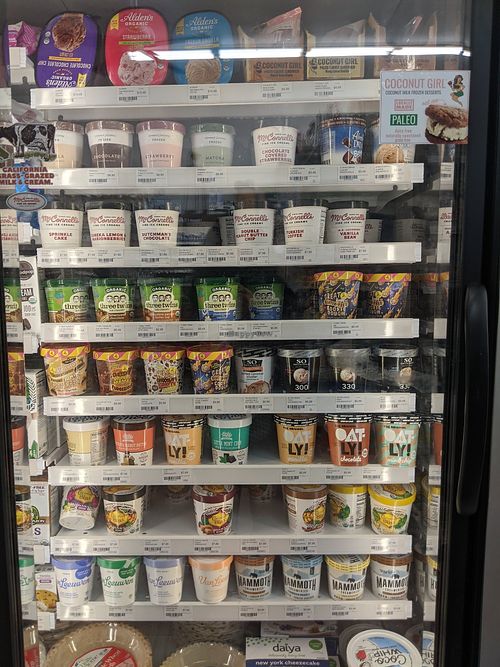 Ice cream at Pacific Health Foods in Carpinteria