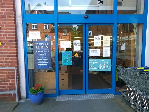 The entrance door at Bioladen in Uelzen