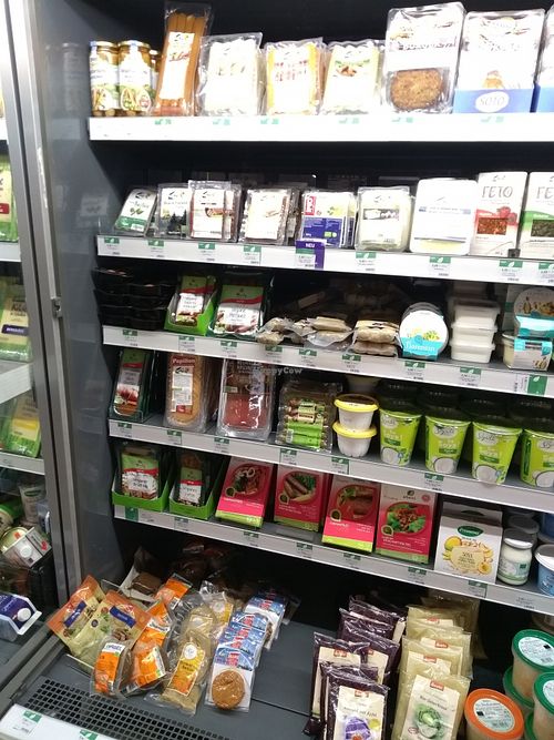 Hummus , tofu & more at Bioladen in Uelzen