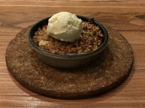 Apple crisp with vegan ice cream at Gung Ho! Pizza in Beijing