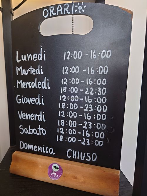Working hours at Veg Joy in Rome