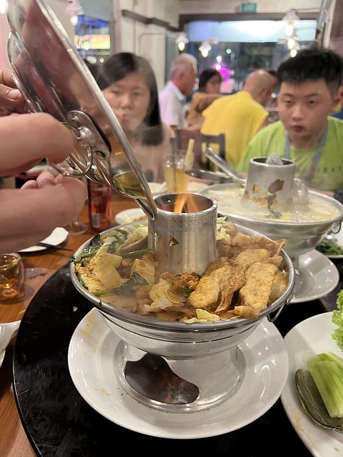 Laksa hot pot 9/10 #Veganuary at New Fut Kai Vegetarian 新佛界素食 in Central Singapore