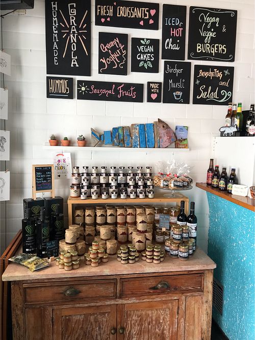 Small shop at Café Luna in Odeceixe