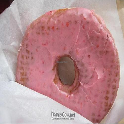 Soymilk raspberry donut at Eat More Greens in Tokyo