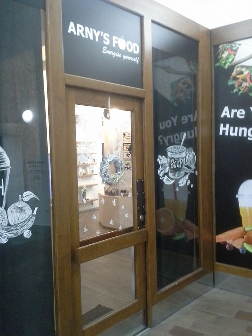Entrance at Arny's Food in Brno