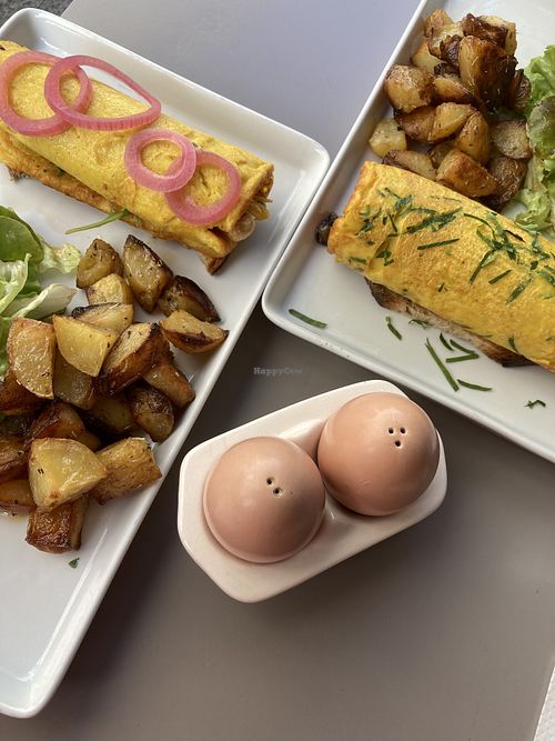 💛Foresta & Viridis💛 at Omelette Delice in La Rochelle