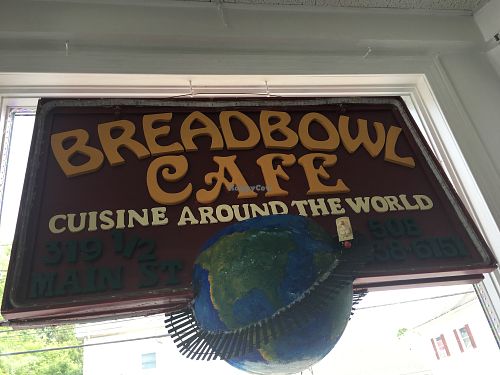 A world of options at Bread Bowl Cafe in Milford