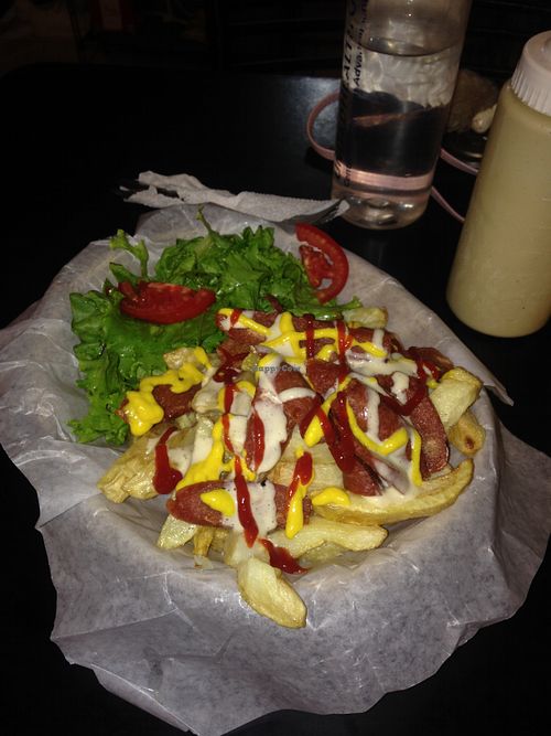 salchipapas con cremas at Mr. Food Vegan - Breña in Lima