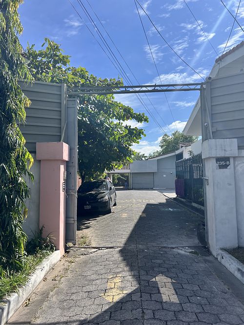  #Veganuary at Narcisa Vegan Bakery in San Salvador