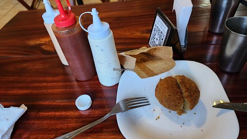 massa de macaxeira com trigo: cogumelo e quiejo vegano. yum at Salgados Veganos Manaus in Manaus