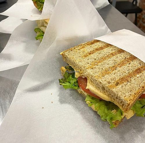 Vegan sandwich “Vegana mama” with vegetable patty, cashew sauce with smoked paprika and grilled bell pepper. Photo by seldereybar at Selderei in Krasnodar
