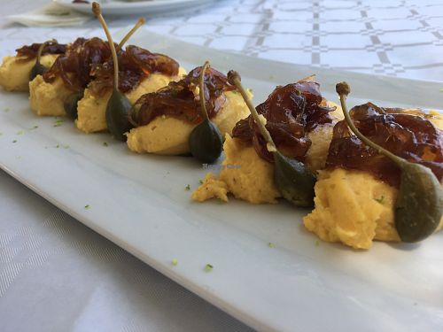 Fava with caramelised onions and capers at Vassilikos in Santorini