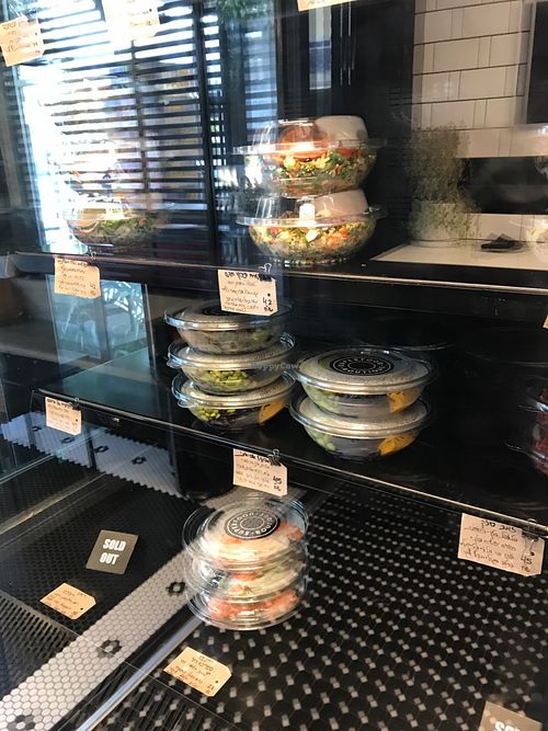 Bowls and salads at Superfood Boutique in Tel Aviv