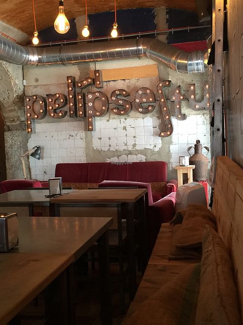 Ambiente at Grains 864 in Faro