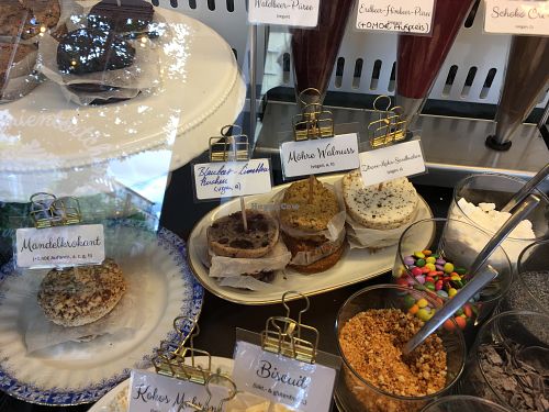 vegan base at Kastanientörtchen in Berlin