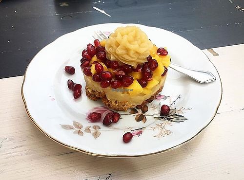 Carrot Walnut Base with apple-pear filing  at Kastanientörtchen in Berlin